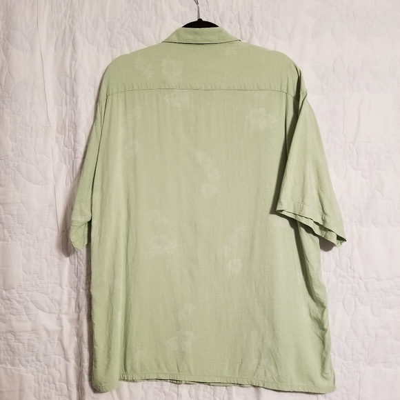 π¨βπΌ 2/$10 Rayon Casual Button-up Shirt - Picture 2 of 7